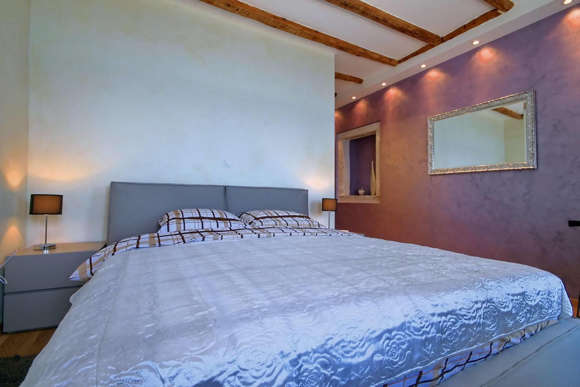 Angelo D'Oro Apartment Monte Rovinj Exterior photo